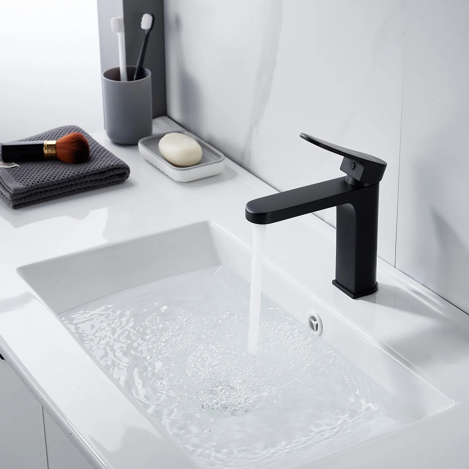 Смеситель для раковины Shevanik S4501H, черный