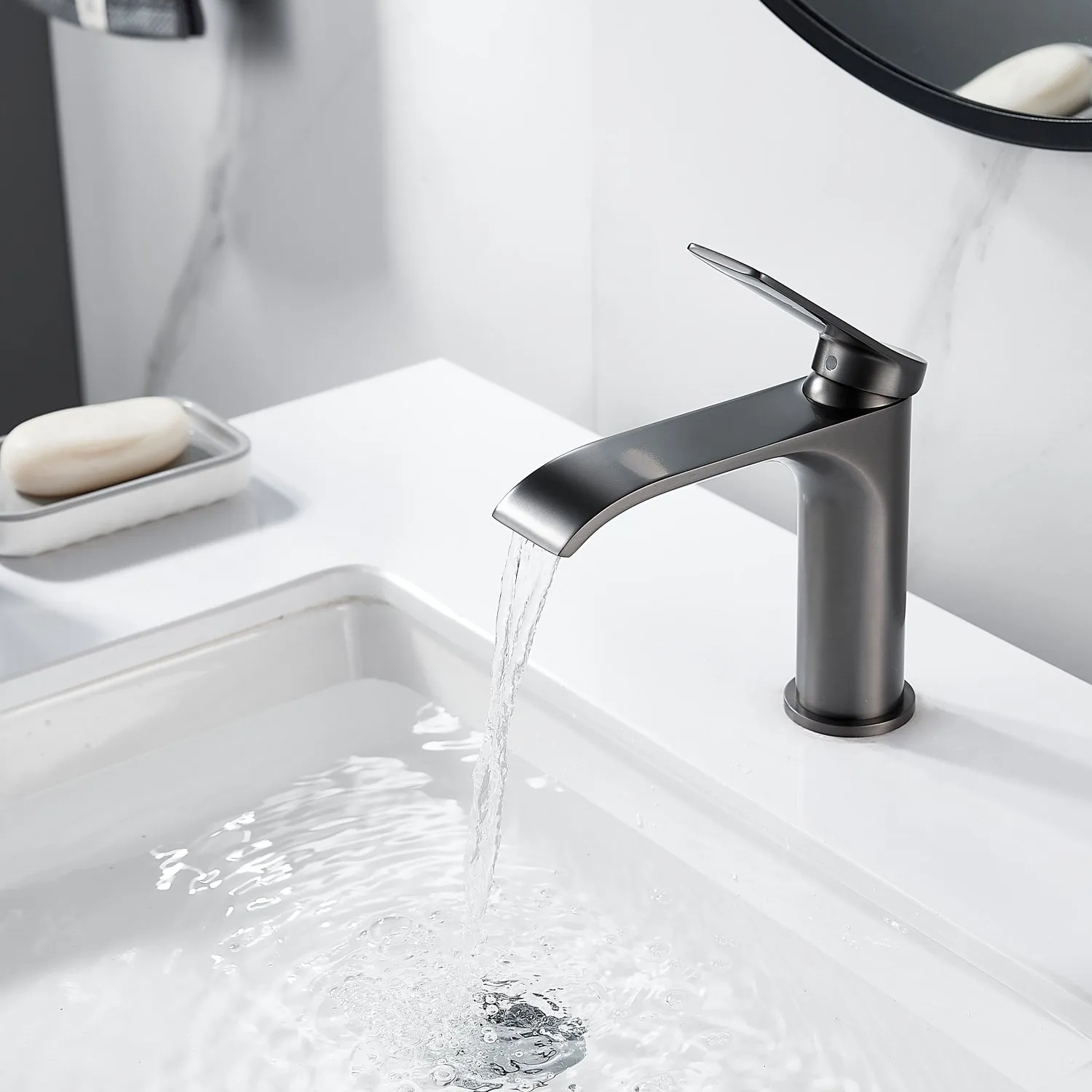 Смеситель для раковины Shevanik S4101T, оружейная сталь