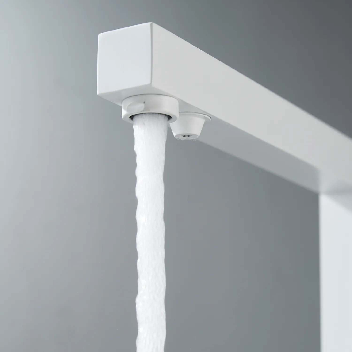 Смеситель для кухни с подключением фильтра Shevanik S148C, белый