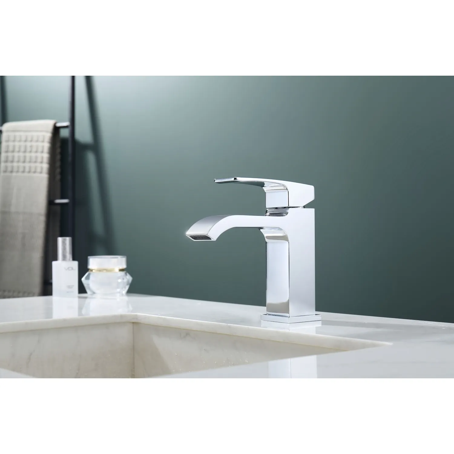 Смеситель Raglo для умывальника (R02.10)