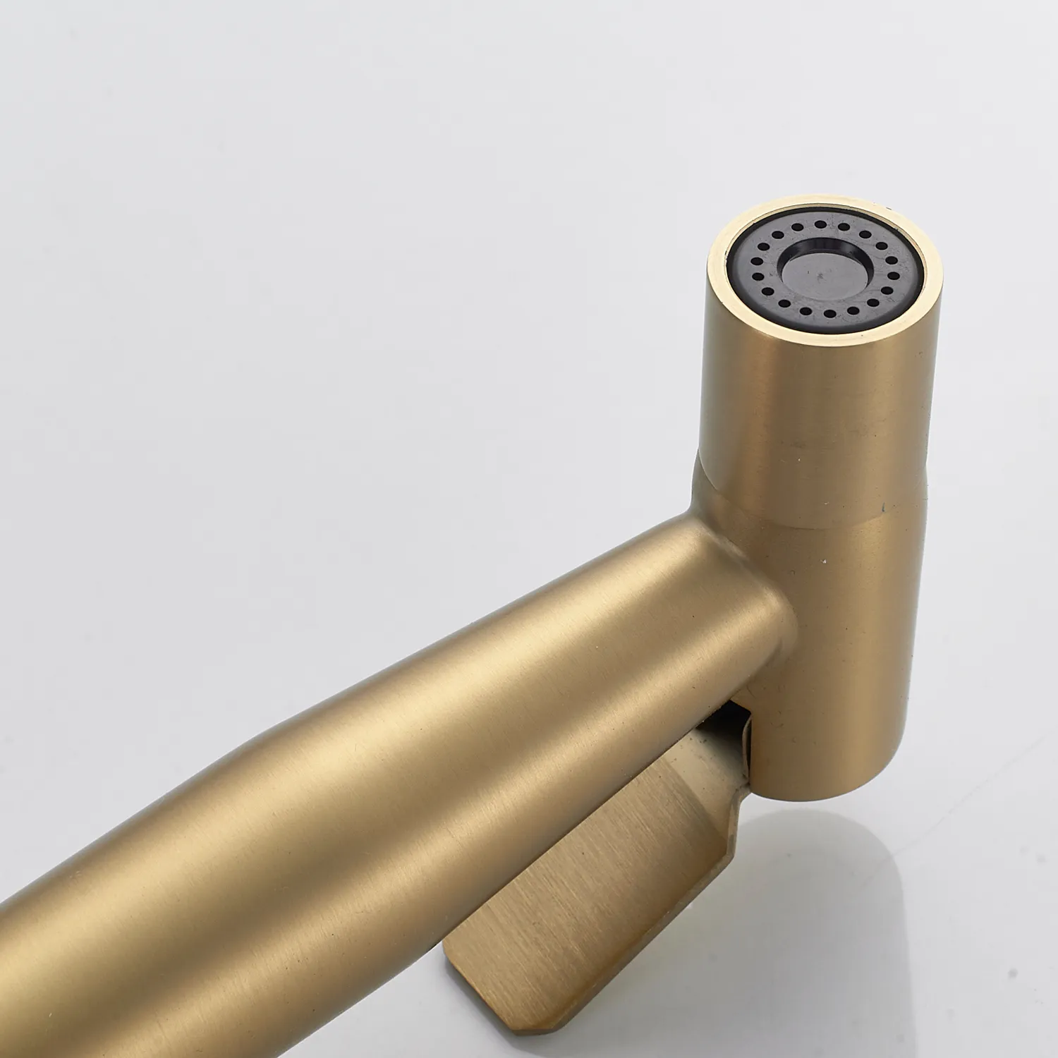 Гигиенический душ со смесителем Shevanik S147G, золотой сатин