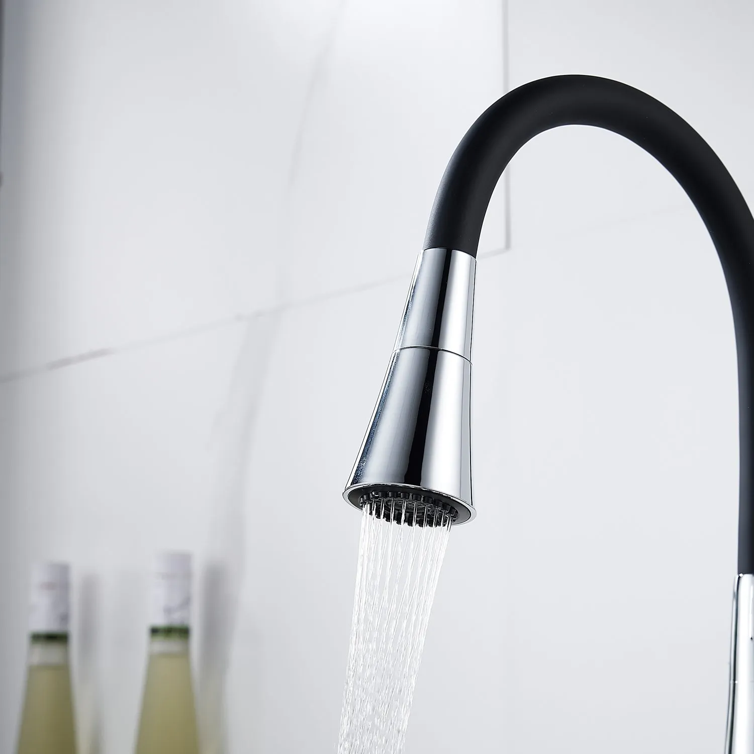 Смеситель для кухни с гибким изливом и режимом "душ" Rose R213, хром