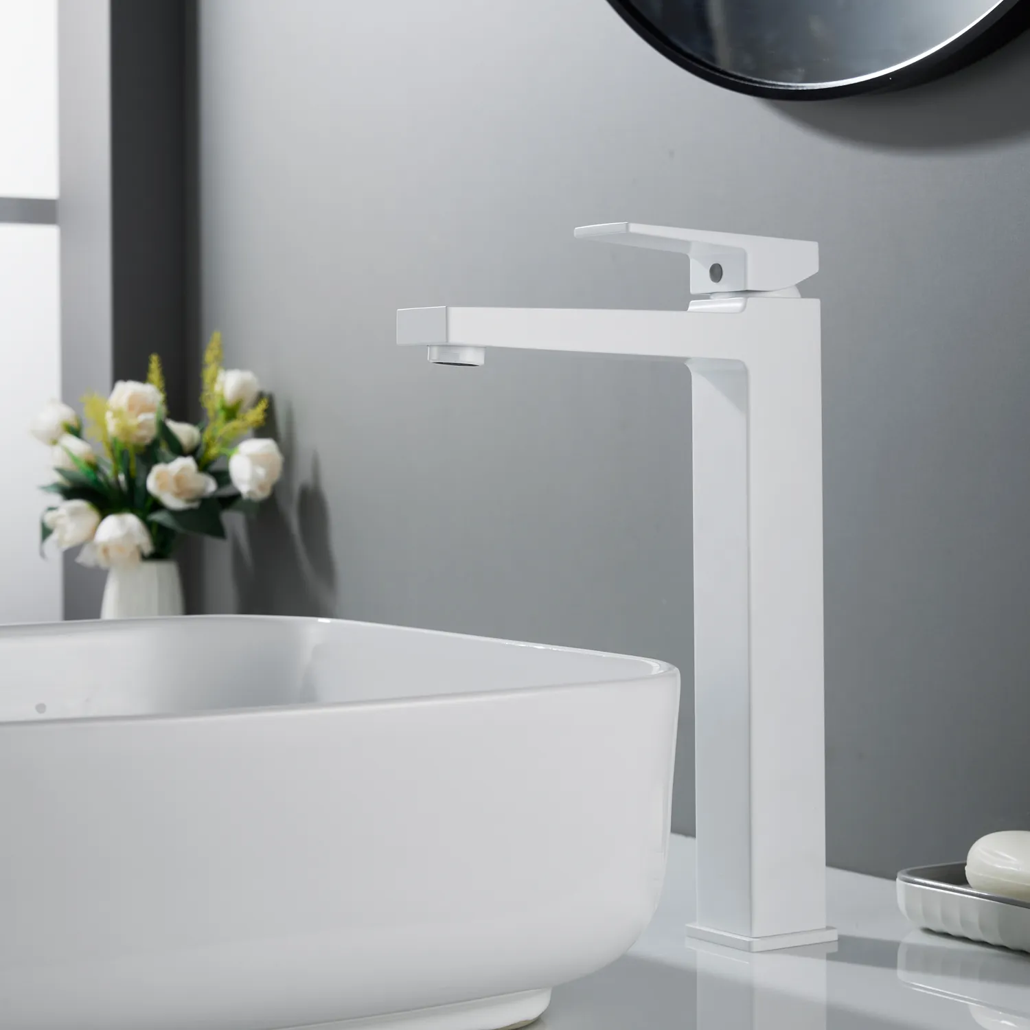 Смеситель для раковины высокий Rose R2811C, белый