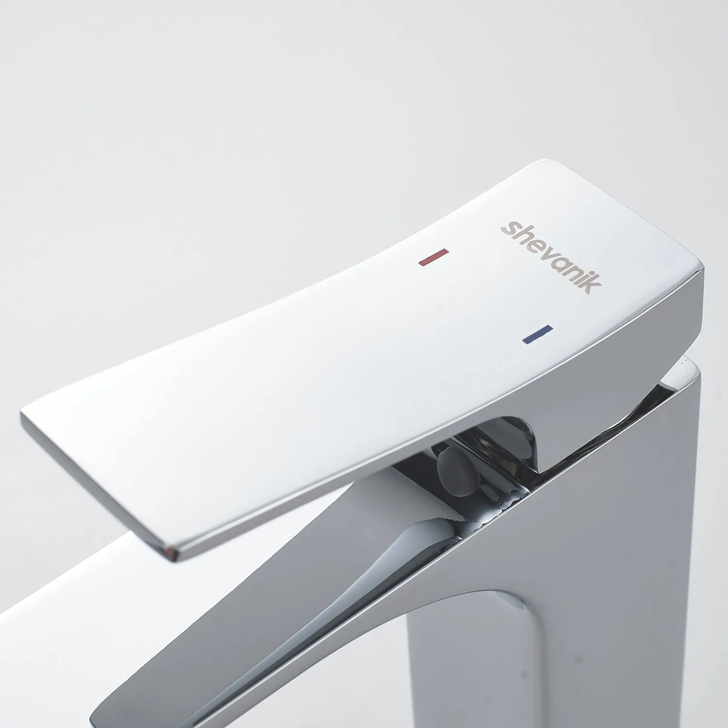 Смеситель для раковины Shevanik S6101, хром