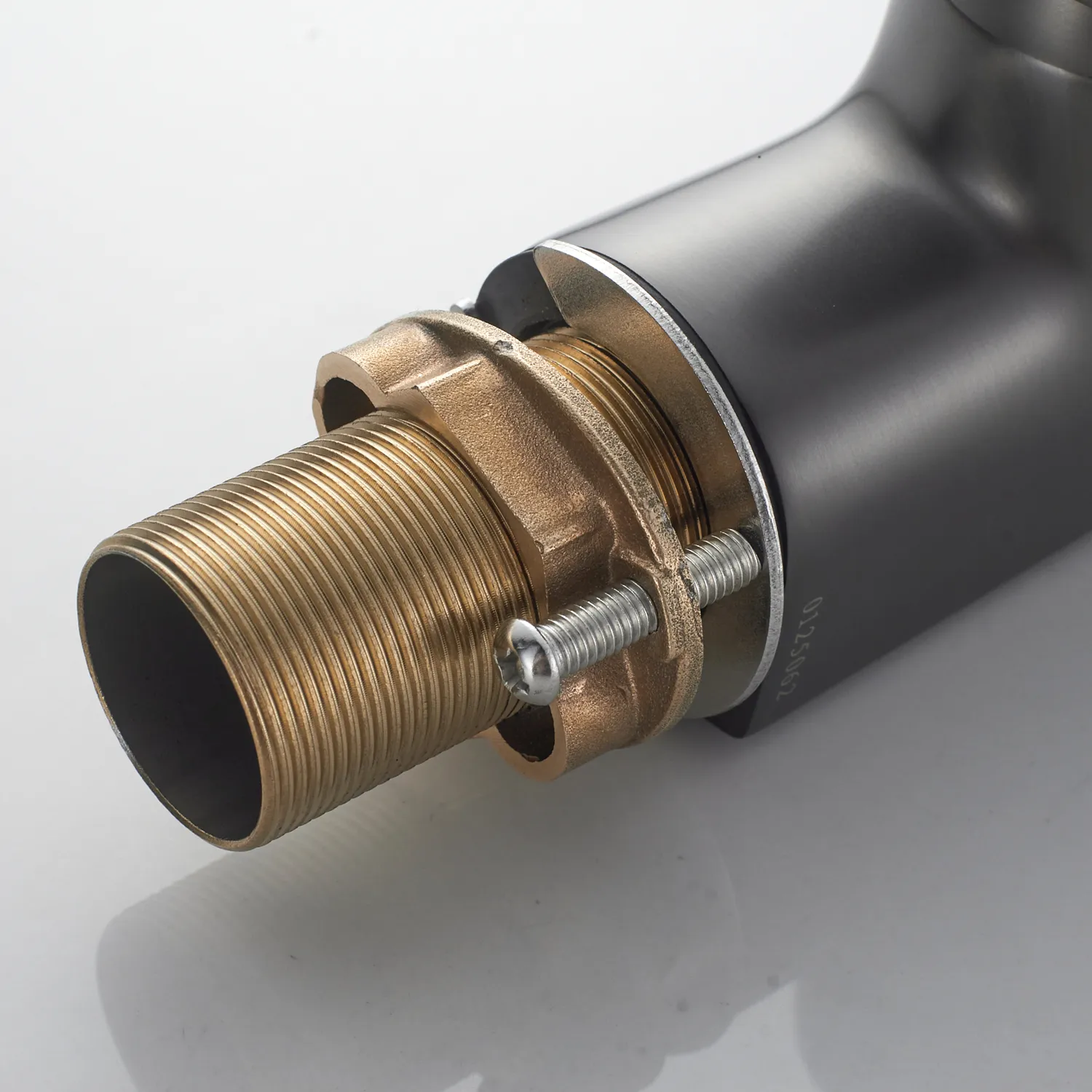 Смеситель для кухни Shevanik S5053T, оружейная сталь