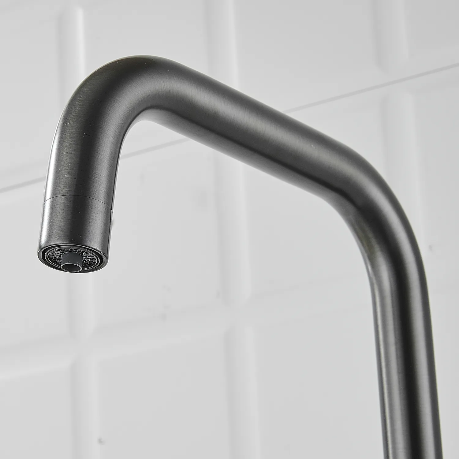 Смеситель для кухни с подключением фильтра Shevanik S528T, оружейная сталь