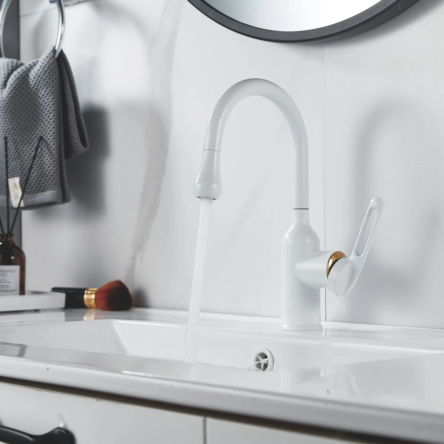 Смеситель для раковины Raffine F101C, белый