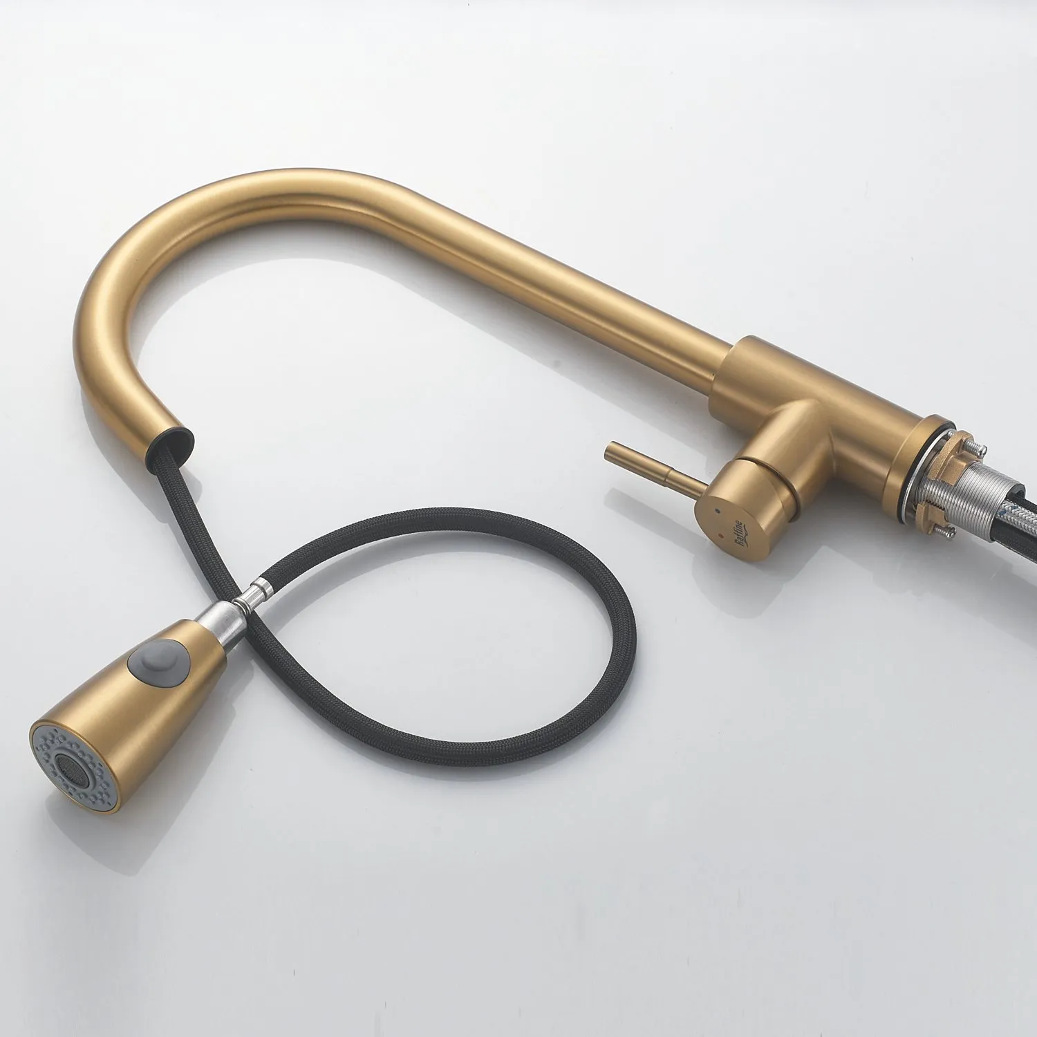 Смеситель для кухни с выдвижным изливом Raffine F213G, золотой сатин