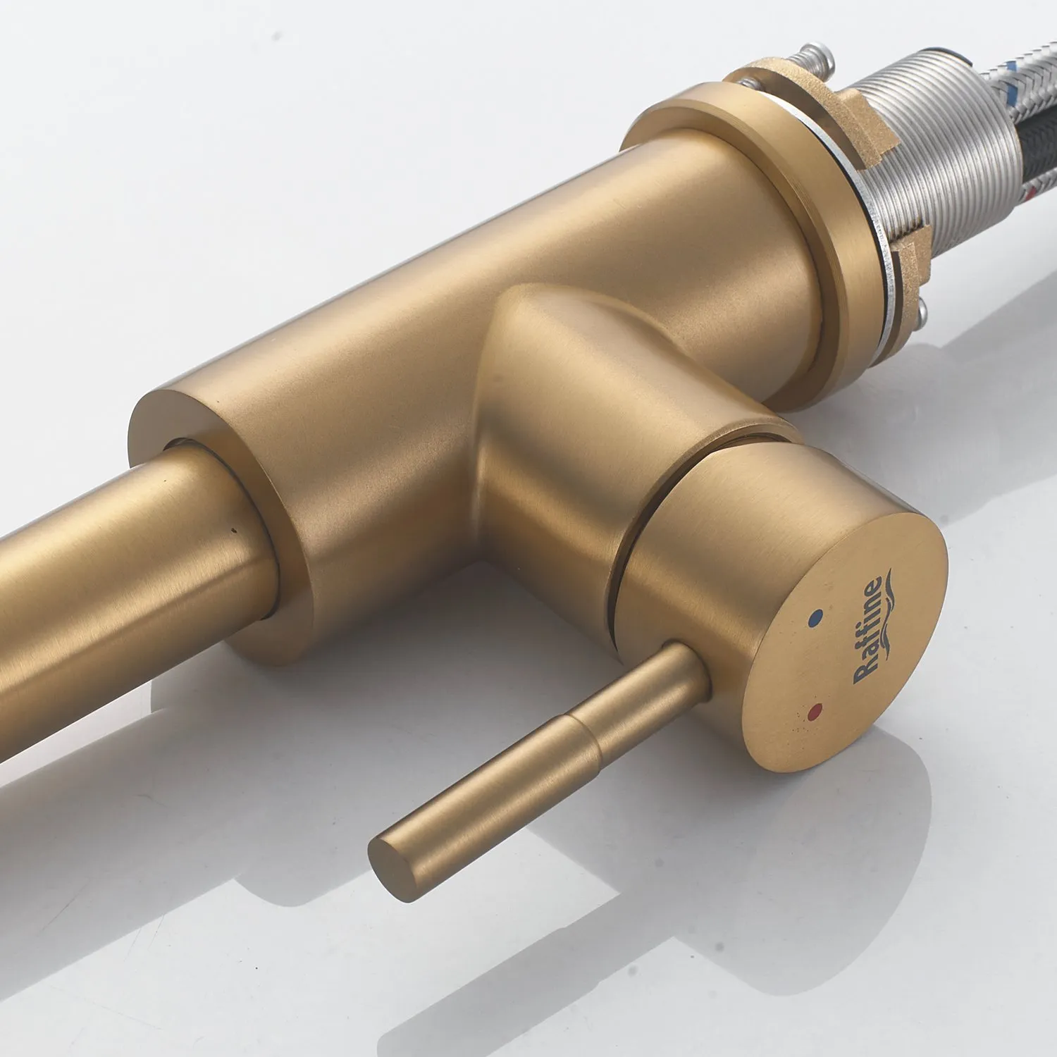 Смеситель для кухни с выдвижным изливом Raffine F213G, золотой сатин