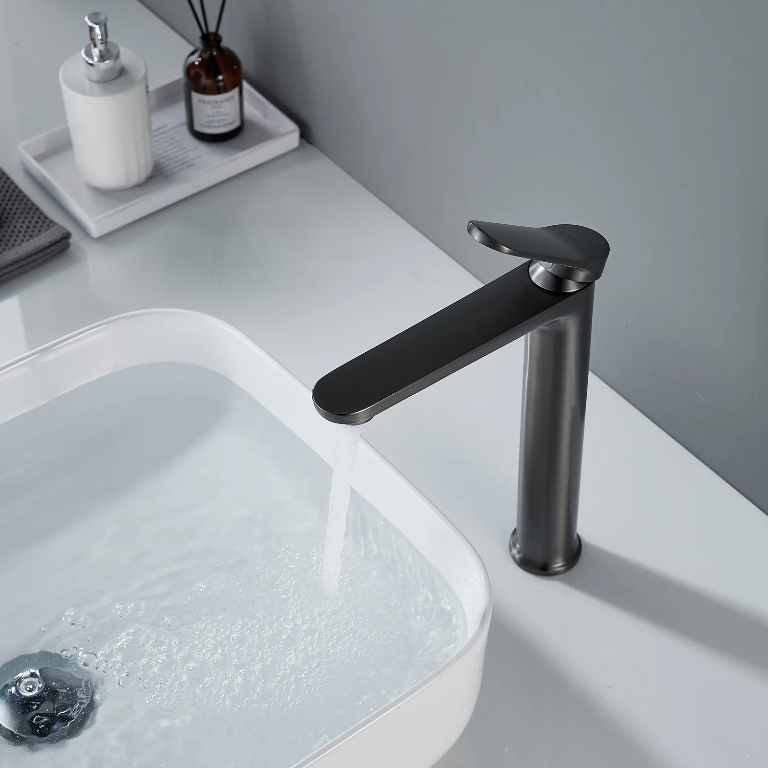 Смеситель для раковины высокий Shevanik S4311T, оружейная сталь