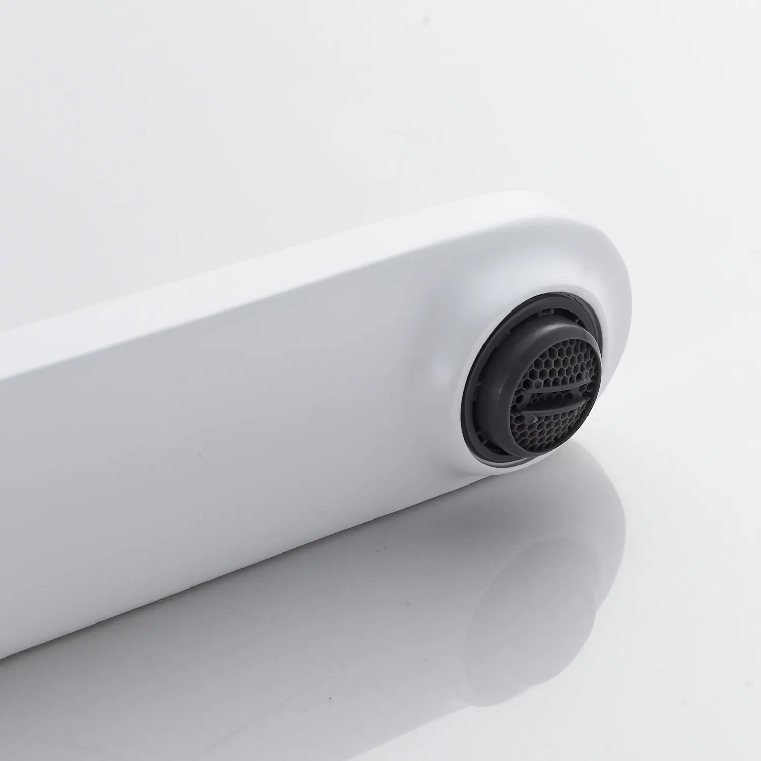 Смеситель для раковины высокий Shevanik S4311C, белый