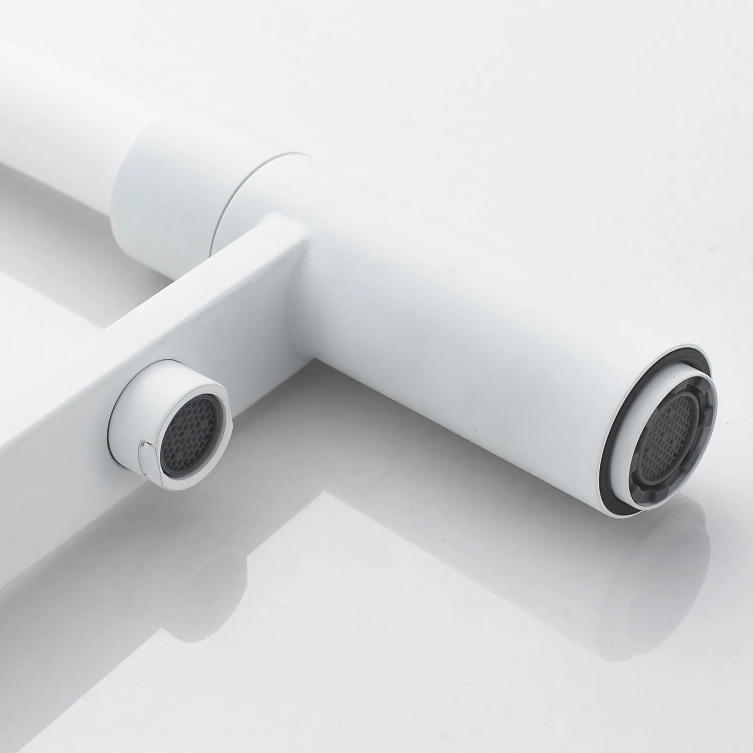 Смеситель для кухни с подключением фильтра Shevanik S178C, белый