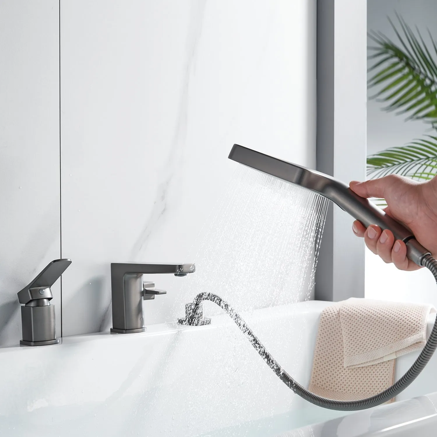 Смеситель на борт ванны Shevanik S9912T, оружейная сталь