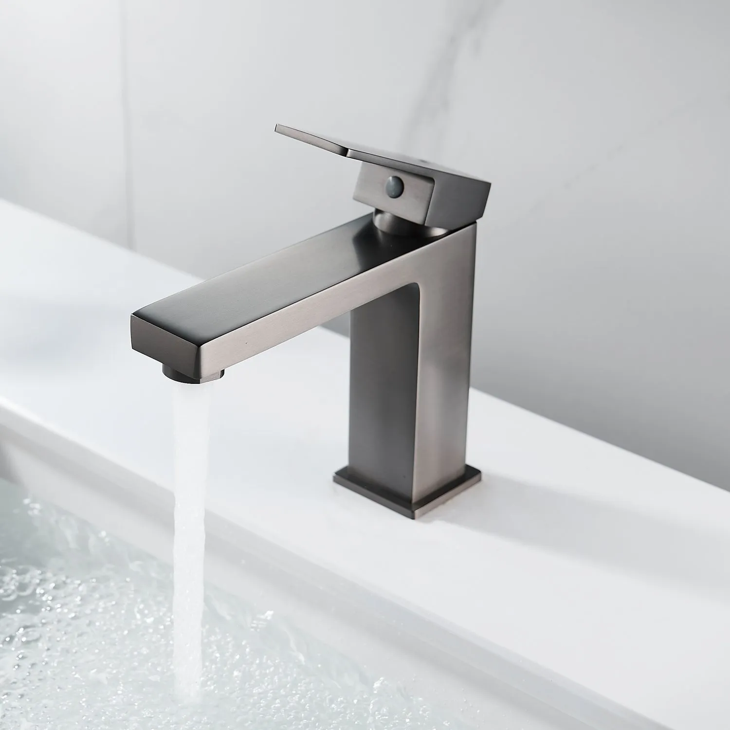 Смеситель для раковины Shevanik S9601T, оружейная сталь