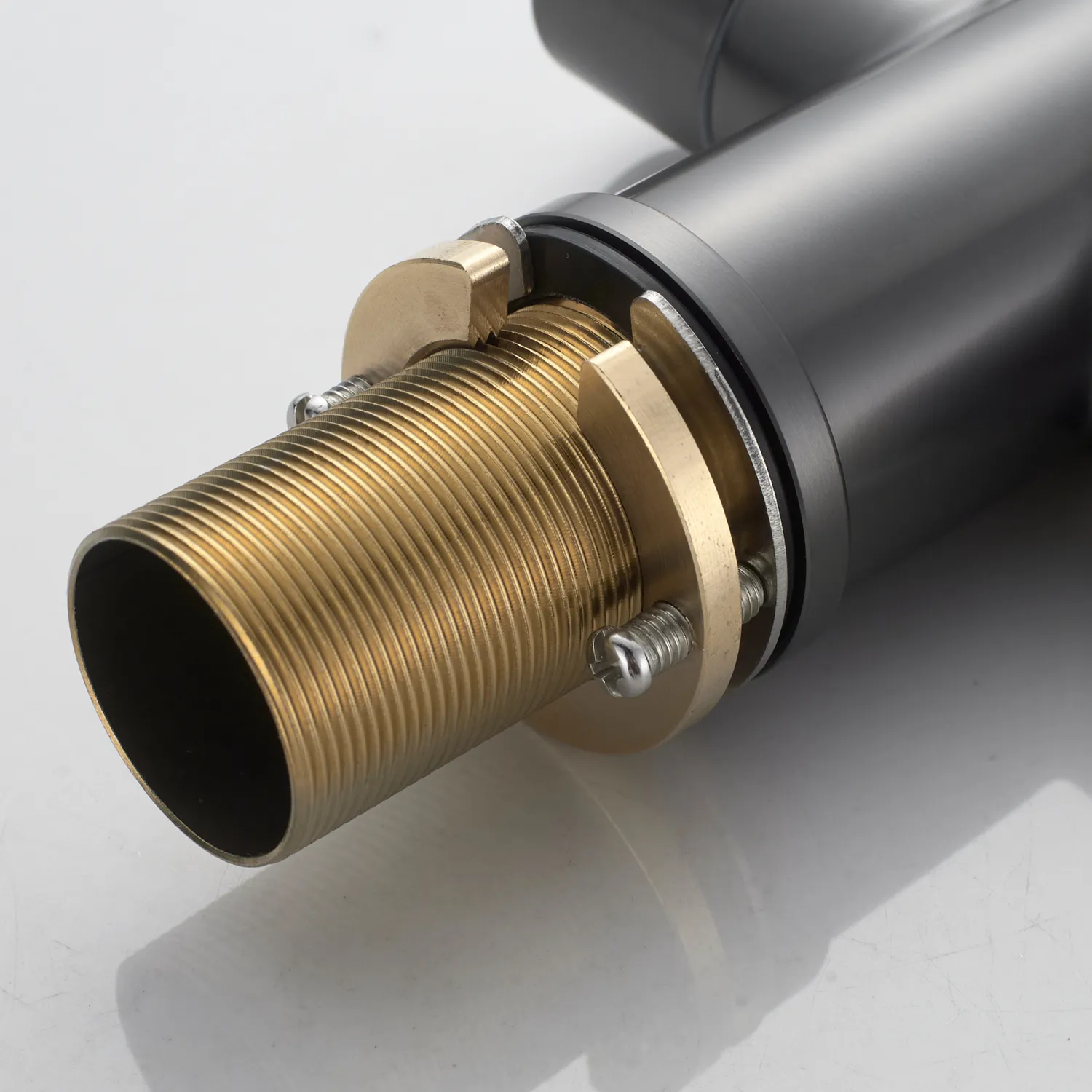 Смеситель для кухни с гибким изливом и подключением фильтра Shevanik S378T, оружейная сталь