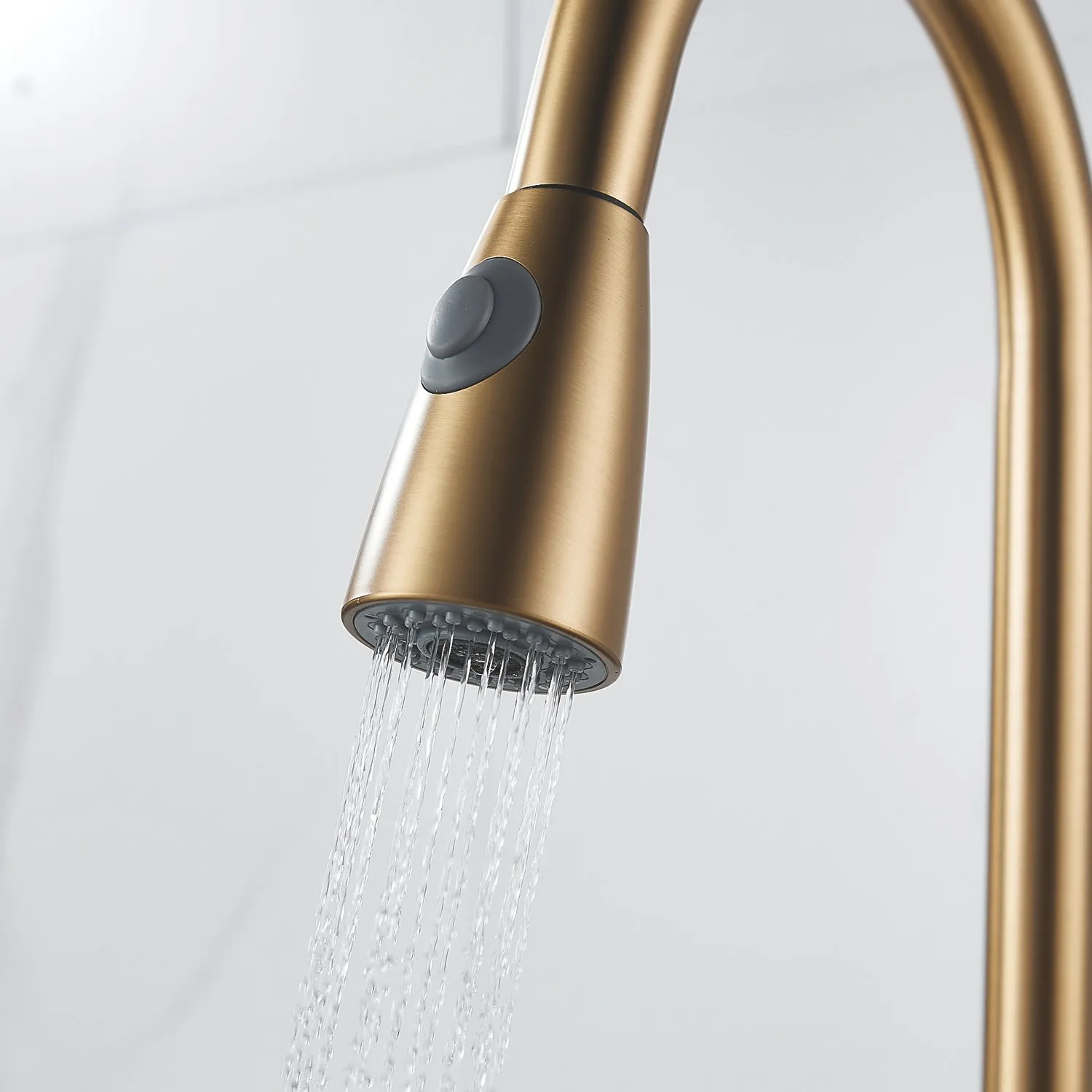 Смеситель для кухни с выдвижным изливом Raffine F213G, золотой сатин