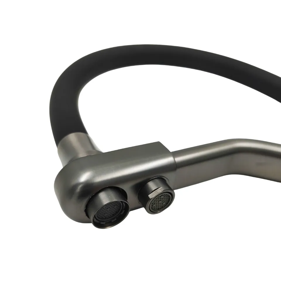 Смеситель для кухни с гибким изливом и подключением фильтра Maretti Eleganza EN31RGF14, оружейная сталь