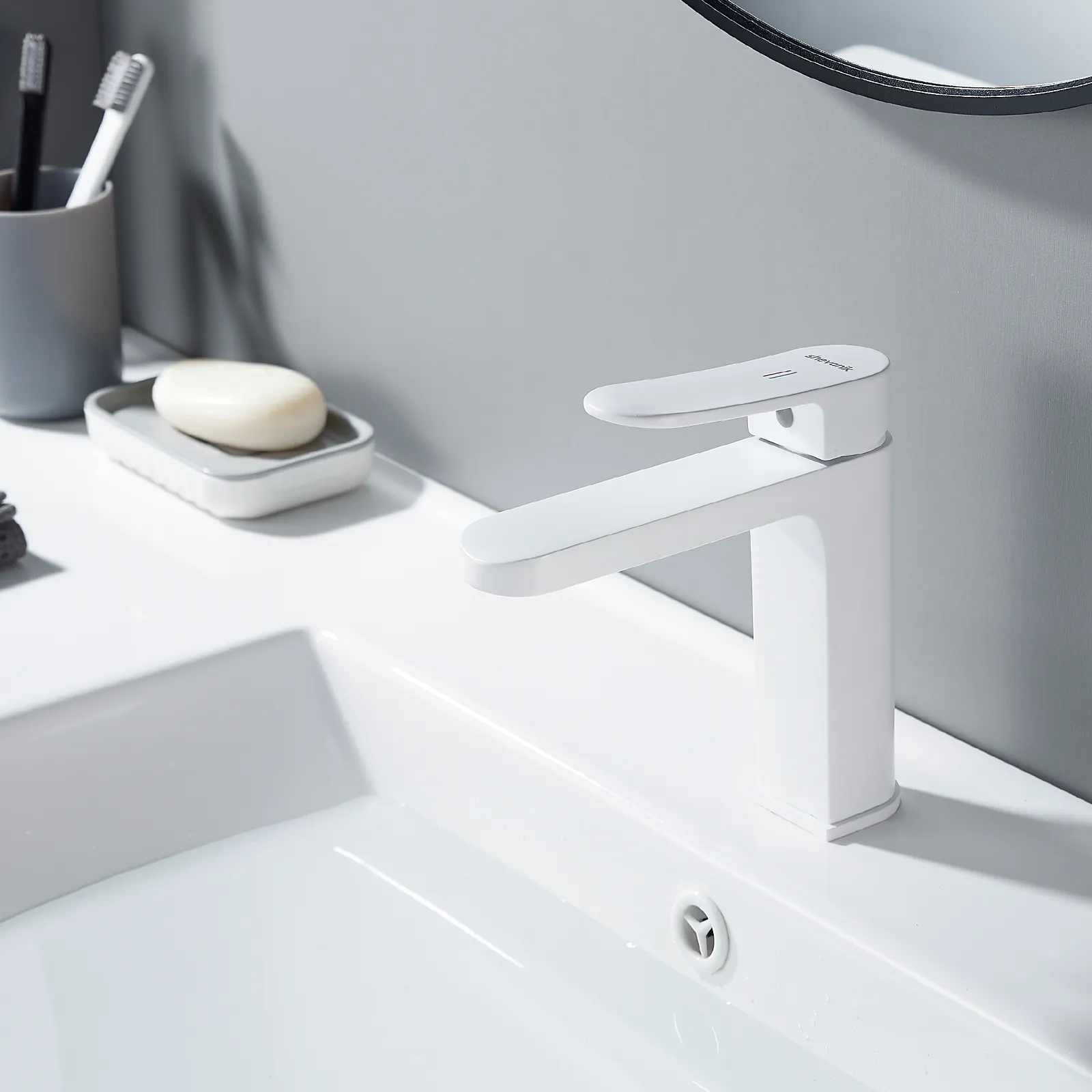 Смеситель для раковины Shevanik S4501C, белый