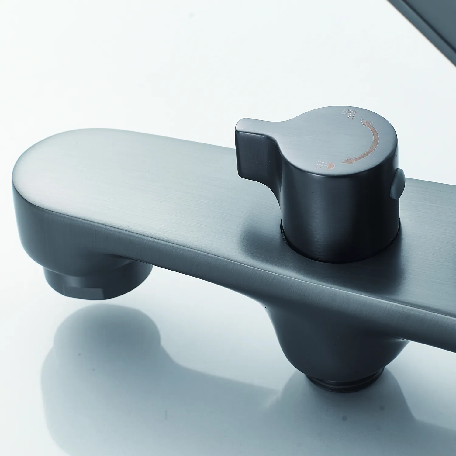 Смеситель для ванны Shevanik S6202T, оружейная сталь