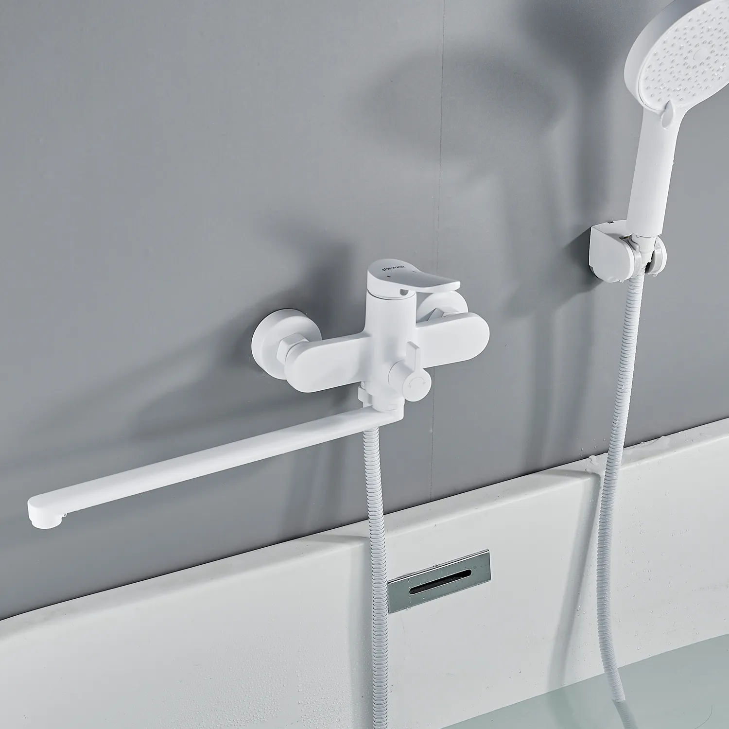 Смеситель для ванны Shevanik S4322C, белый