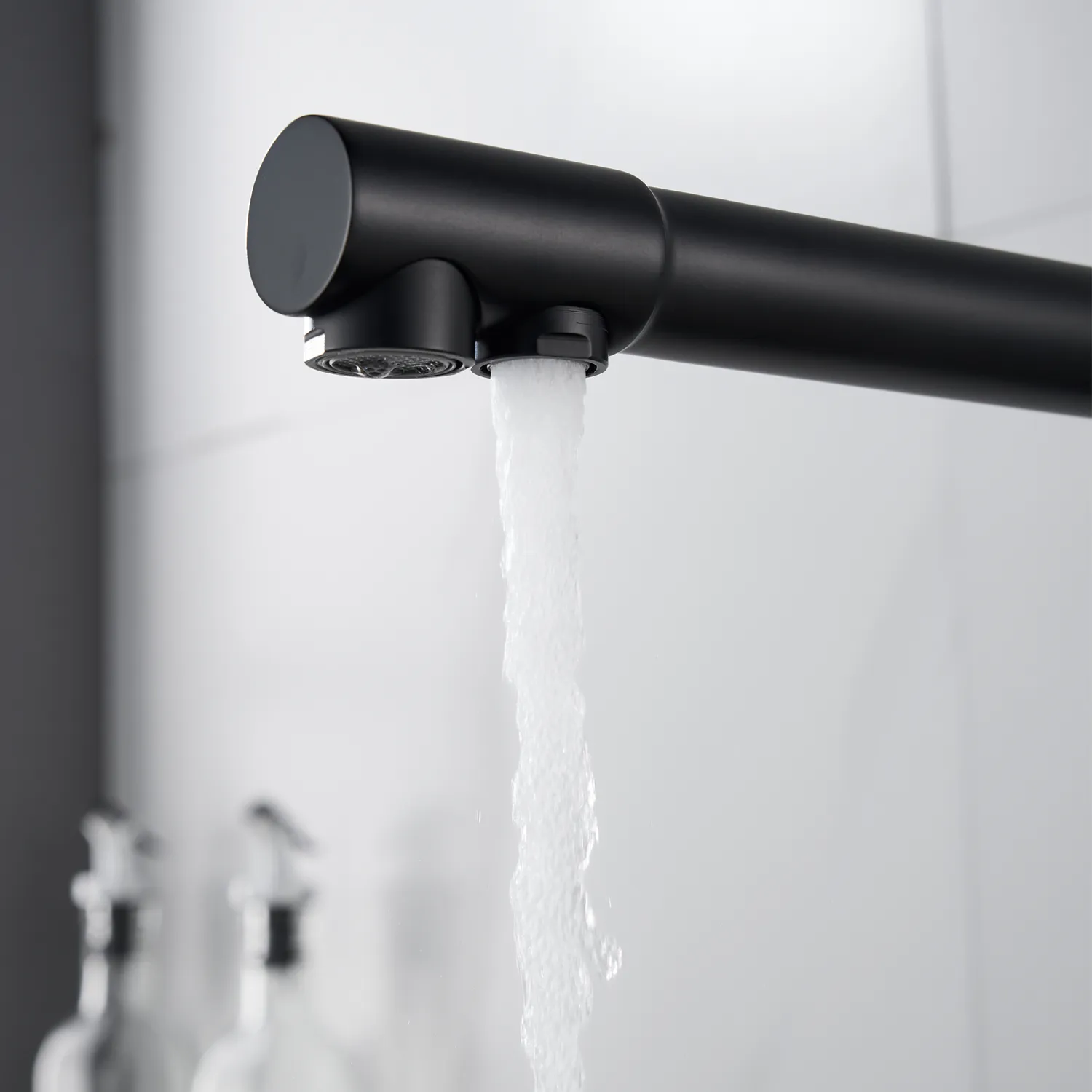 Смеситель для кухни с подключением фильтра Shevanik S248H, черный