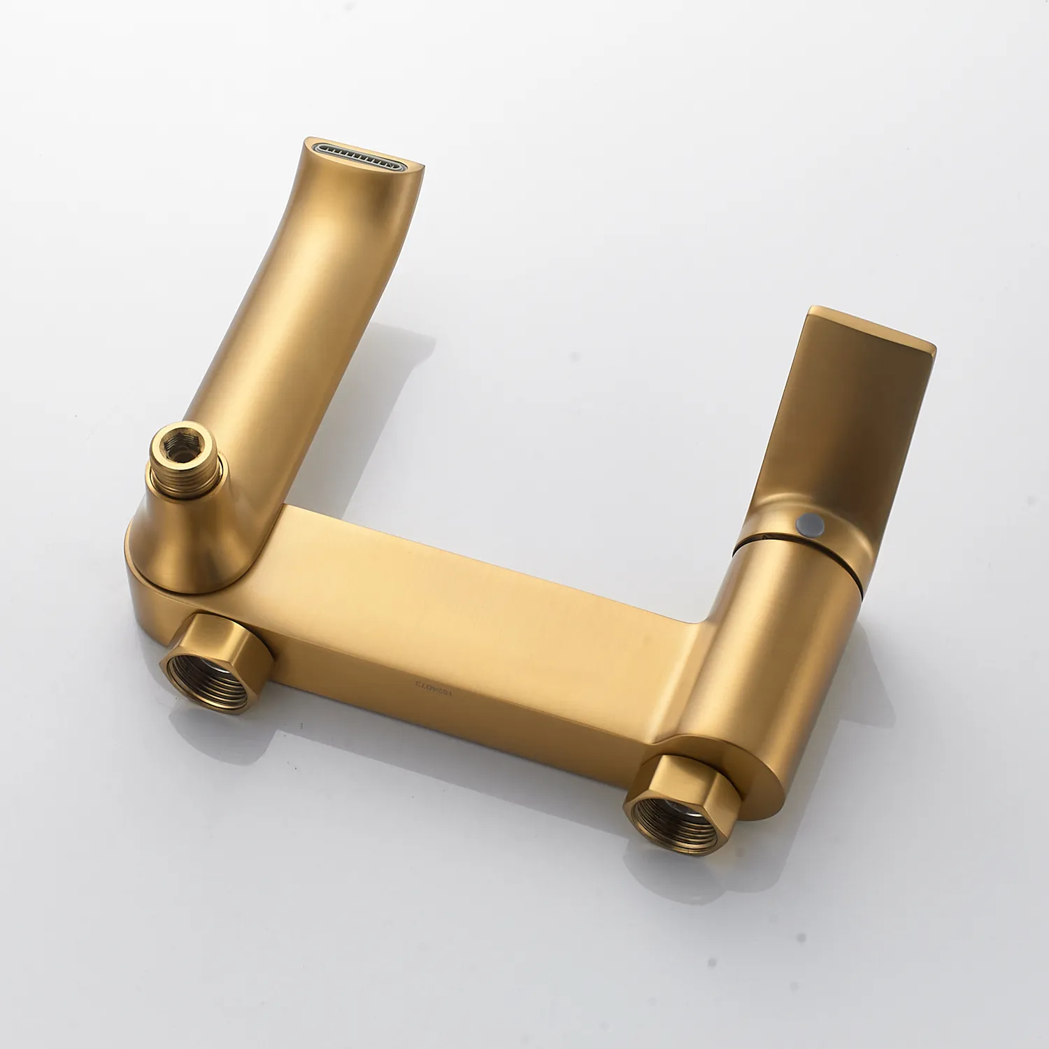 Смеситель для ванны Shevanik S4102G, золотой сатин