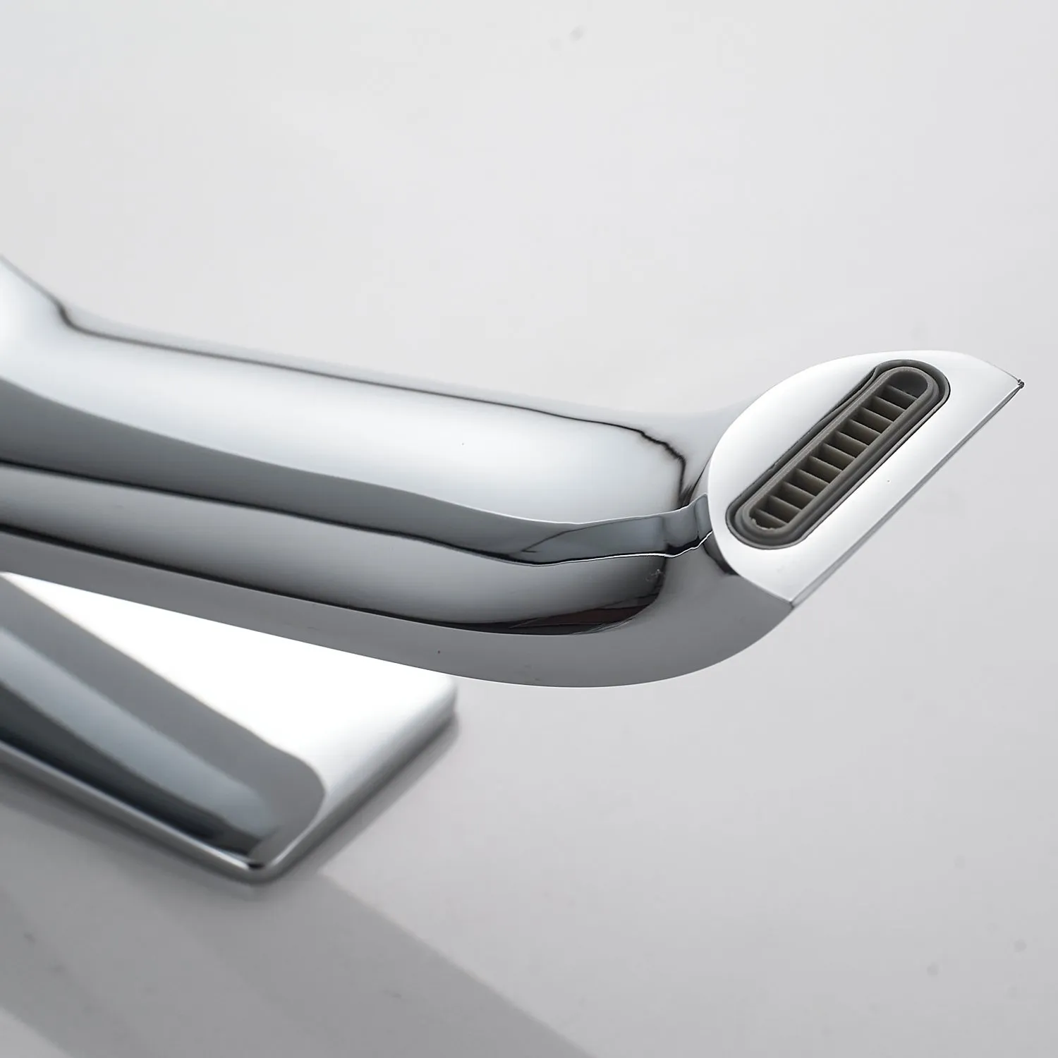 Смеситель для раковины высокий Shevanik S4011, хром