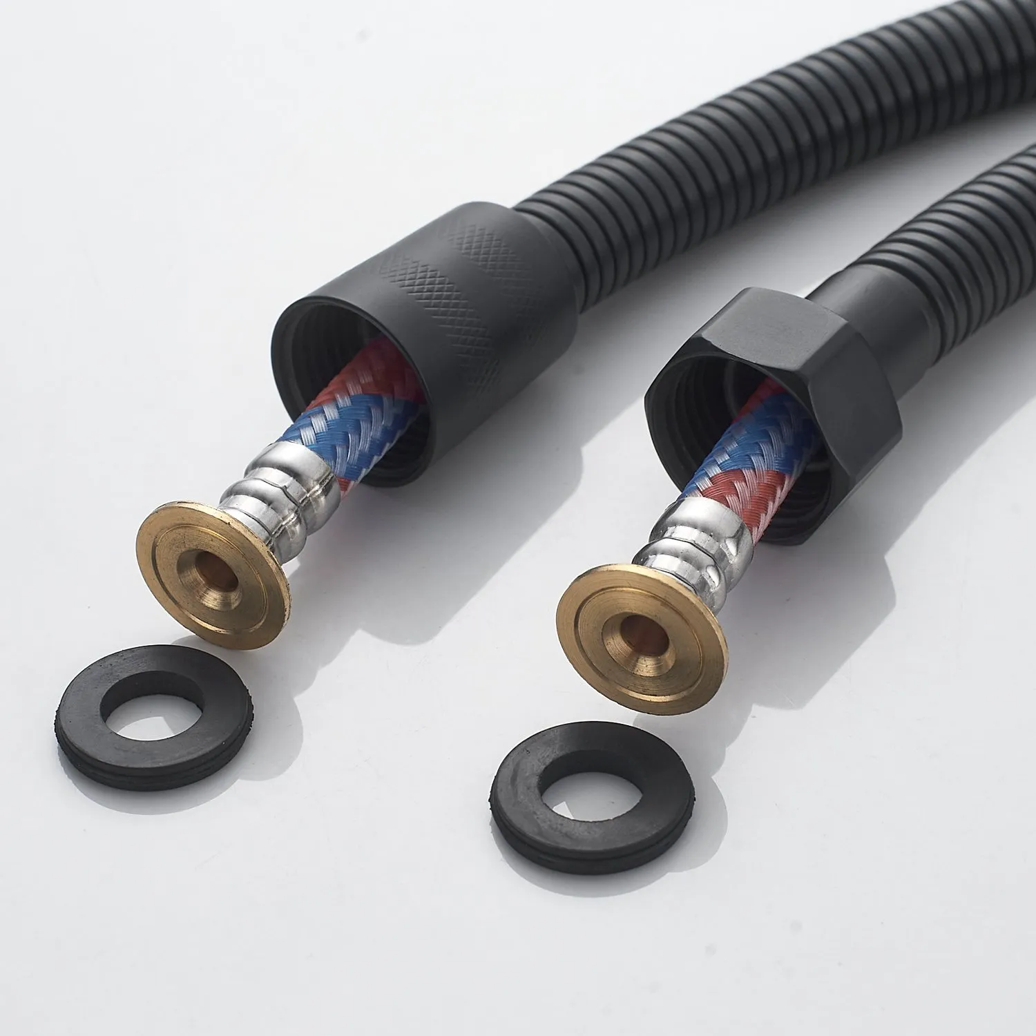 Шланг Shevanik SE14-10 (100 см), черный