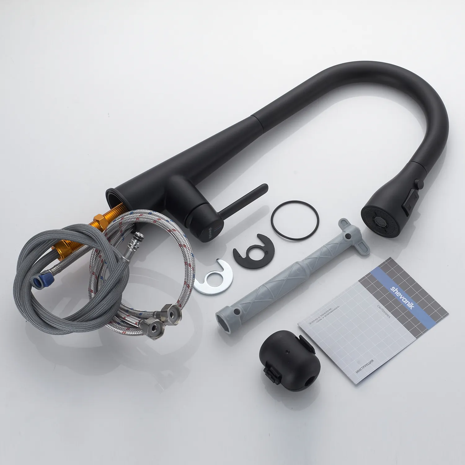 Смеситель для кухни с выдвижным изливом Shevanik S363H, черный