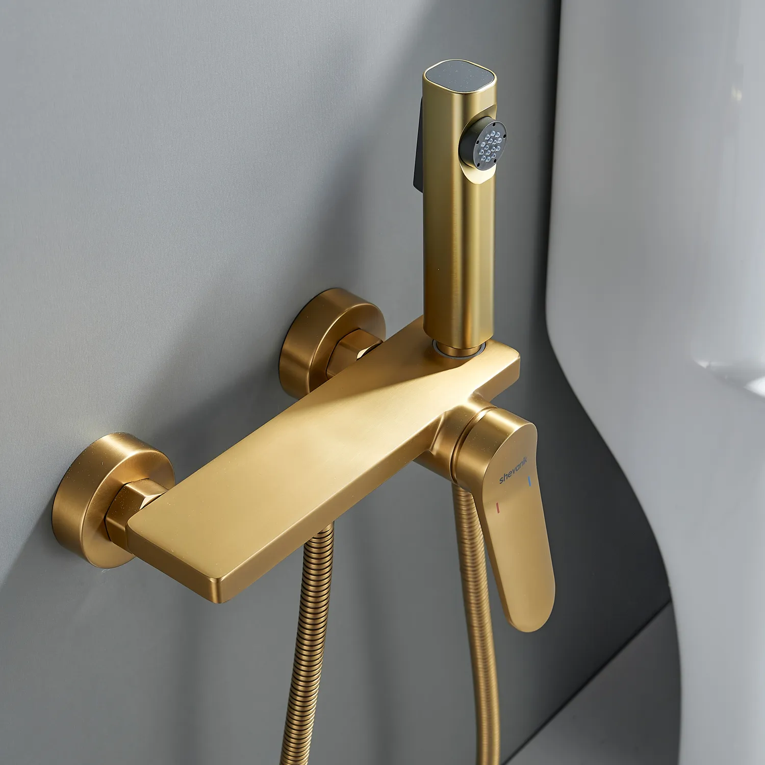 Гигиенический душ со смесителем Shevanik S4305G-1, золотой сатин