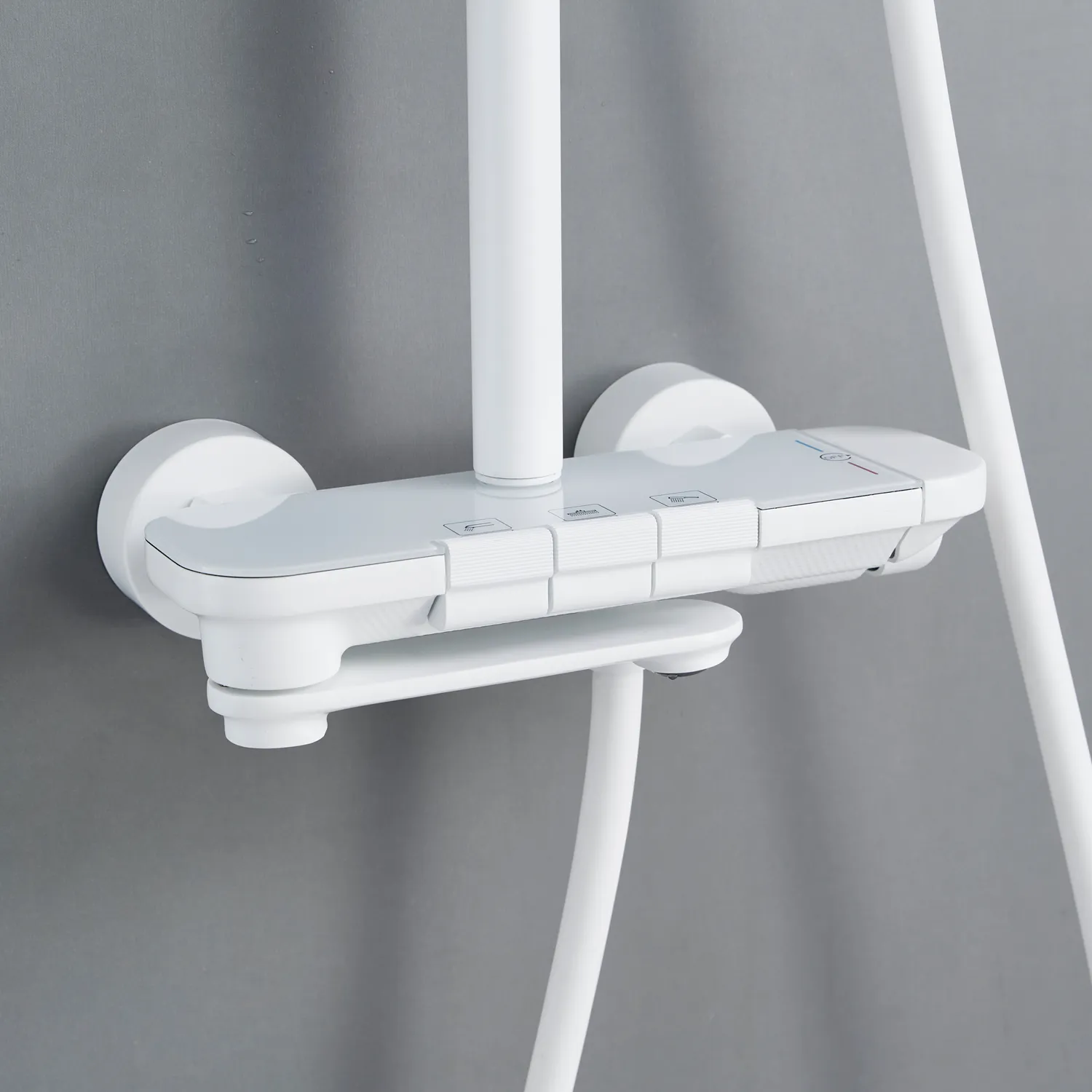 Душевая система Shevanik S4726C, белый