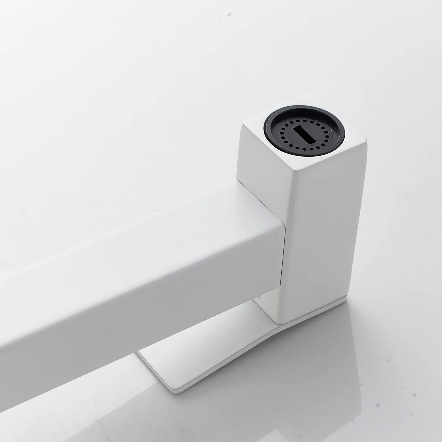 Гигиенический душ со смесителем Shevanik S127C, белый