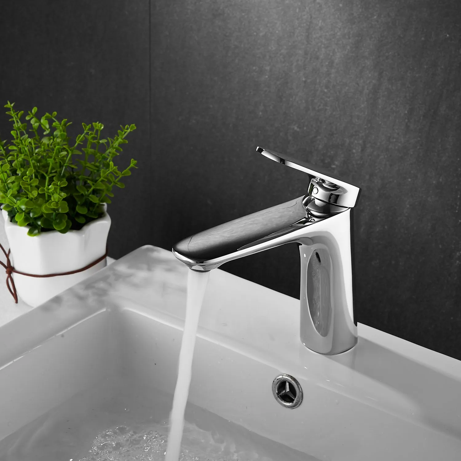 Смеситель для раковины Raffine F0185, хром