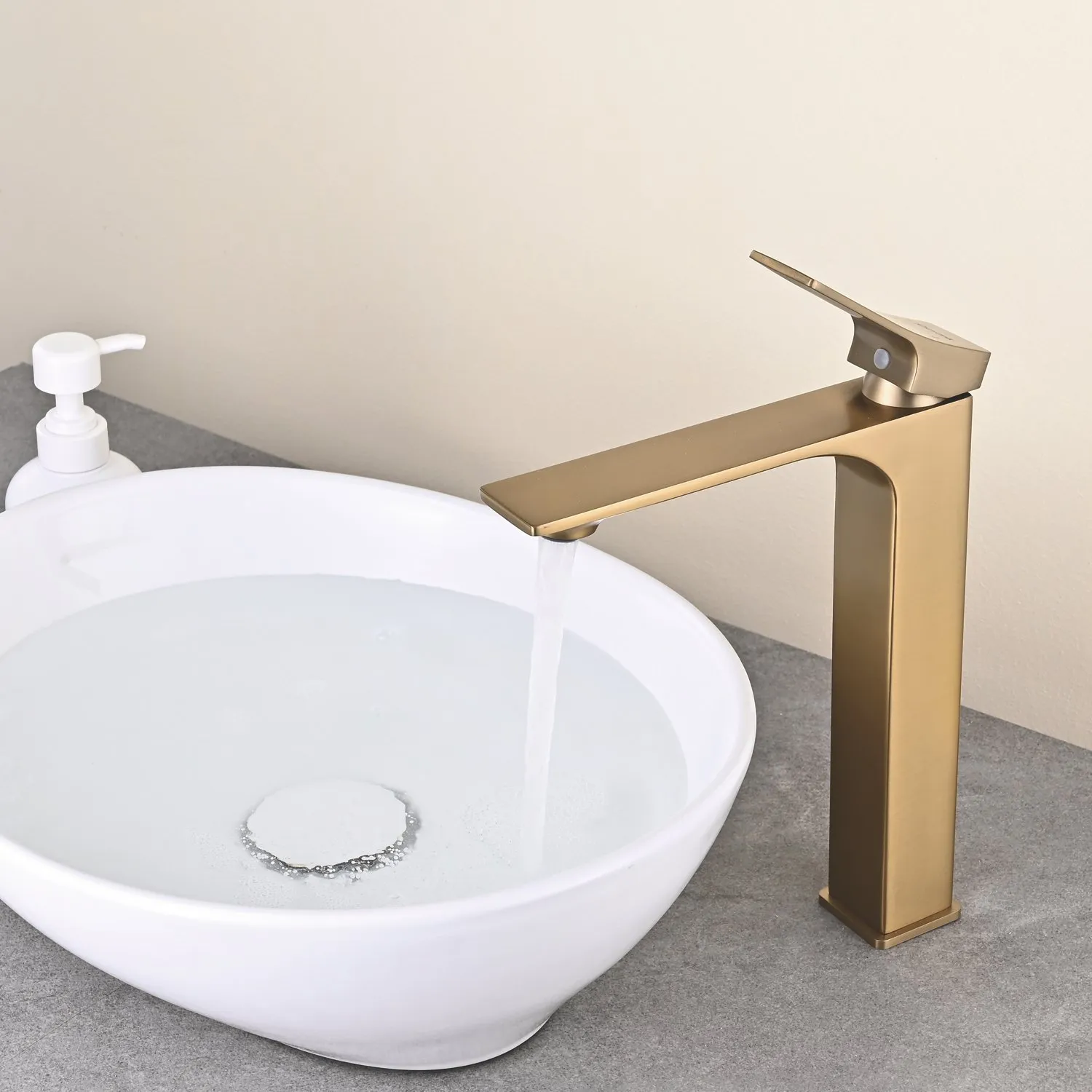 Смеситель для раковины высокий Shevanik S6111G, золотой сатин