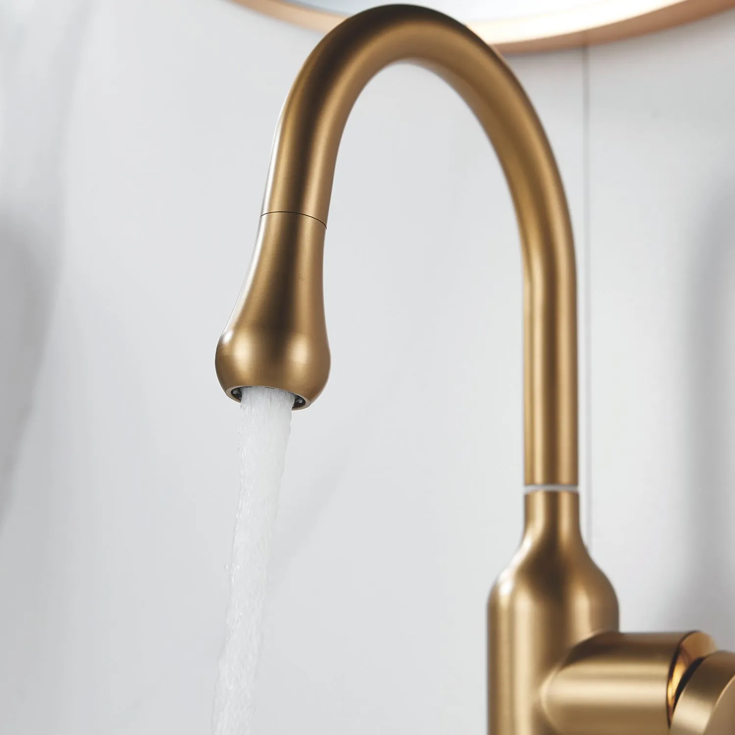 Смеситель для раковины Raffine F101G, золотой сатин