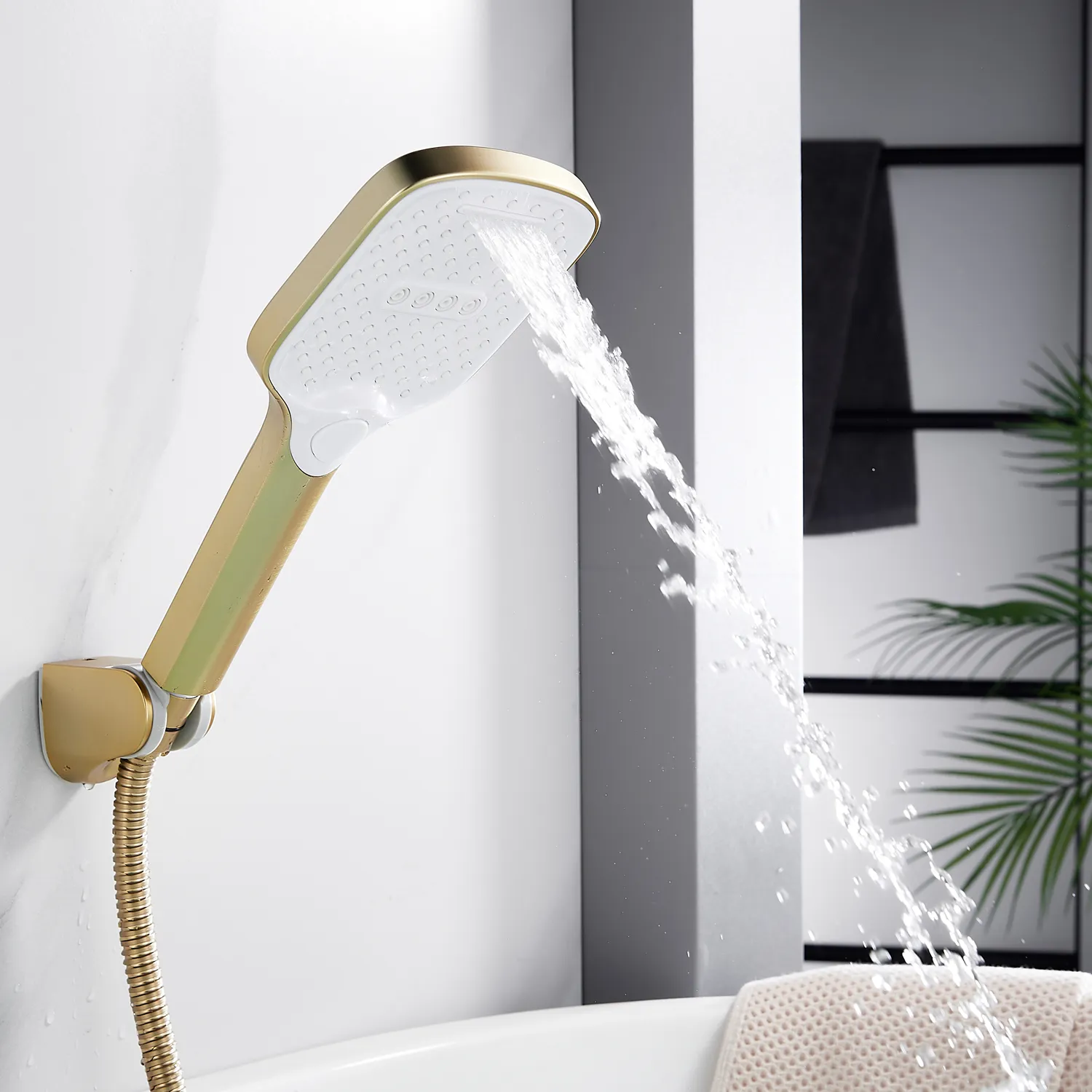 Смеситель для ванны Shevanik S4002G, золотой сатин