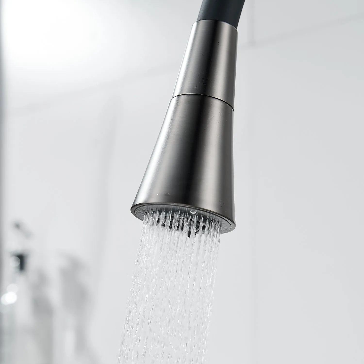 Смеситель для кухни с гибким изливом Shevanik S543T-3, оружейная сталь/черный