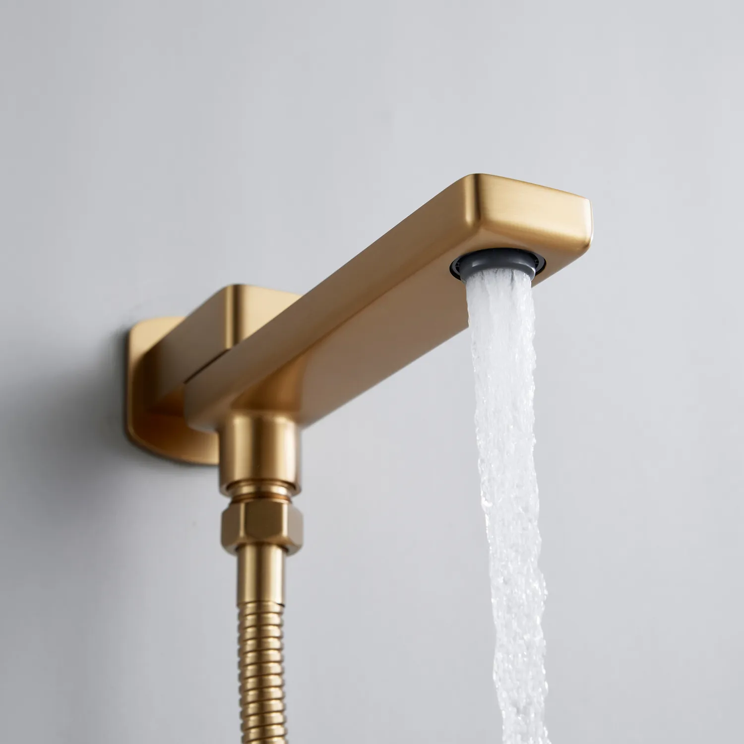 Душевая система встраиваемая Shevanik S9935G, золотой сатин