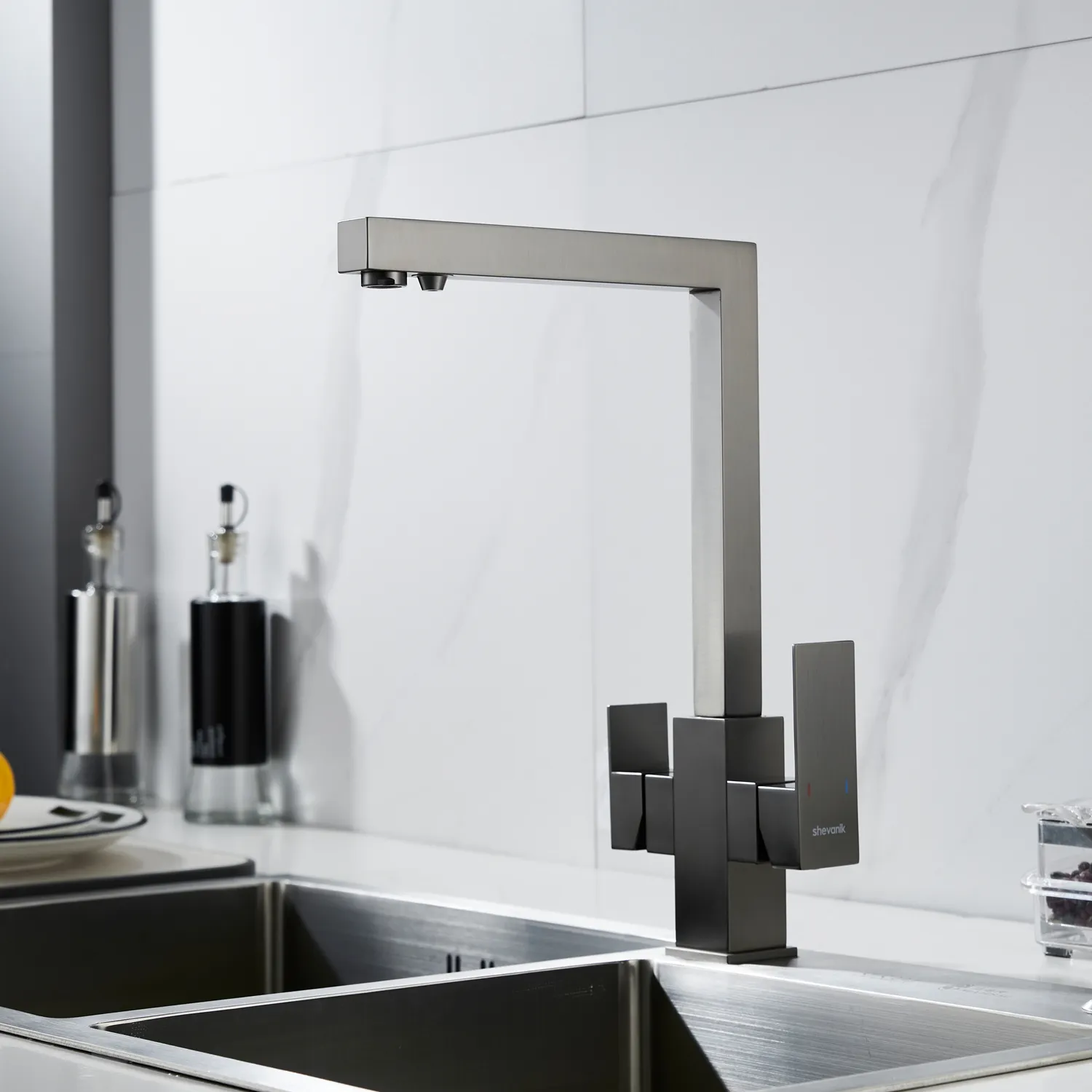 Смеситель для кухни с подключением фильтра Shevanik S148T, оружейная сталь