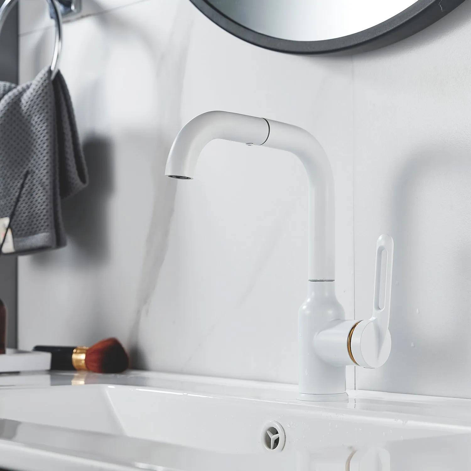 Смеситель для раковины Raffine F201C, белый