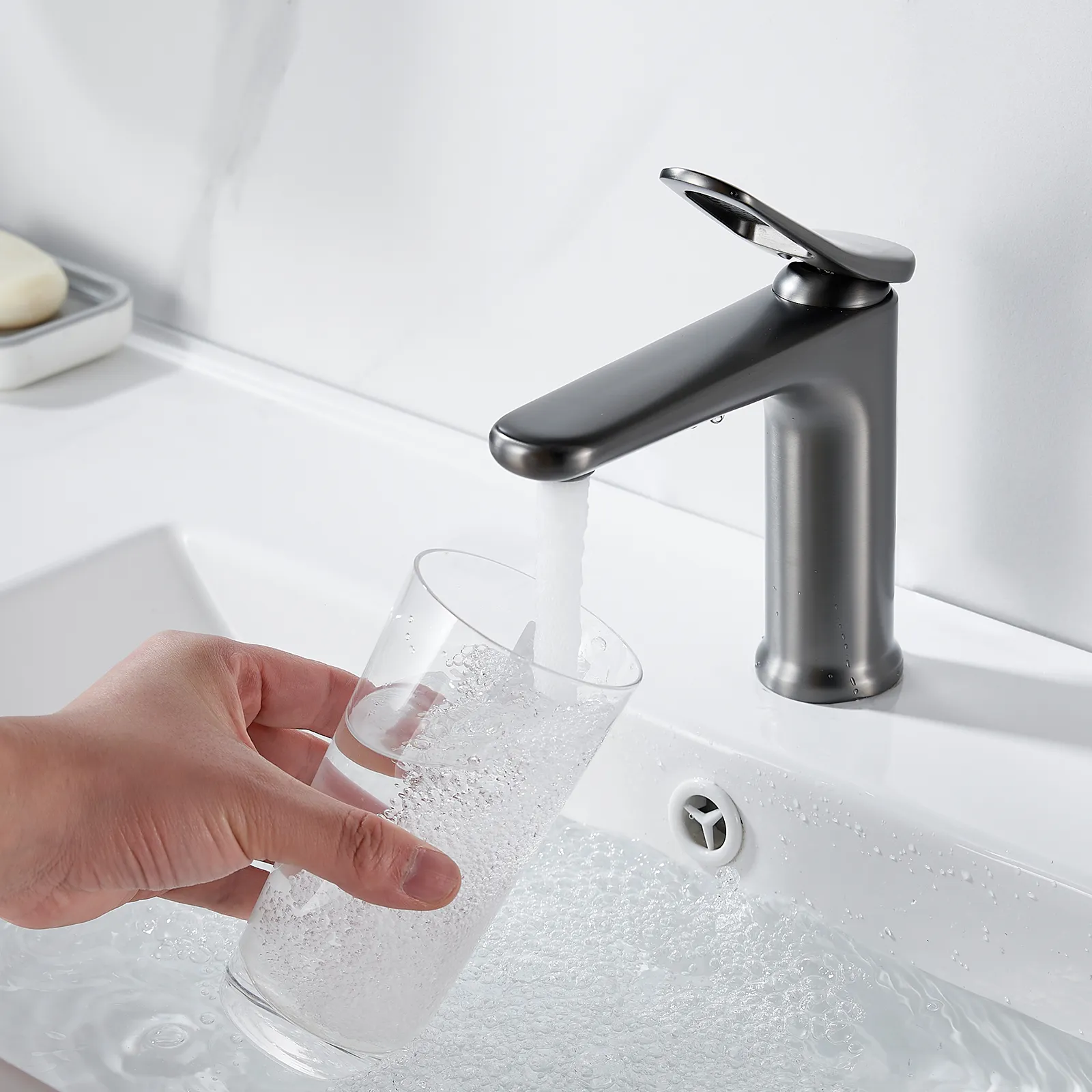 Смеситель для раковины Shevanik S4701T, оружейная сталь