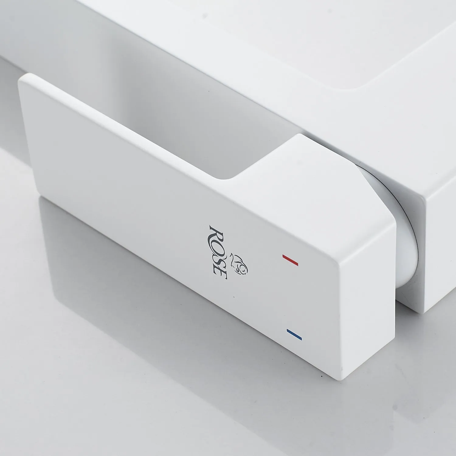 Смеситель для раковины высокий Rose R18C R1811C-1, белый