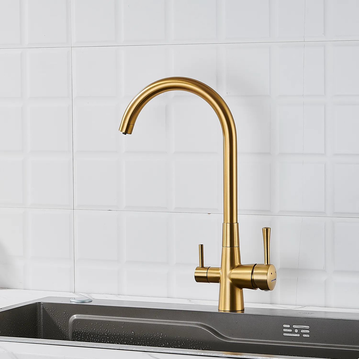 Смеситель для кухни с подключением фильтра Shevanik S428G, золотой сатин