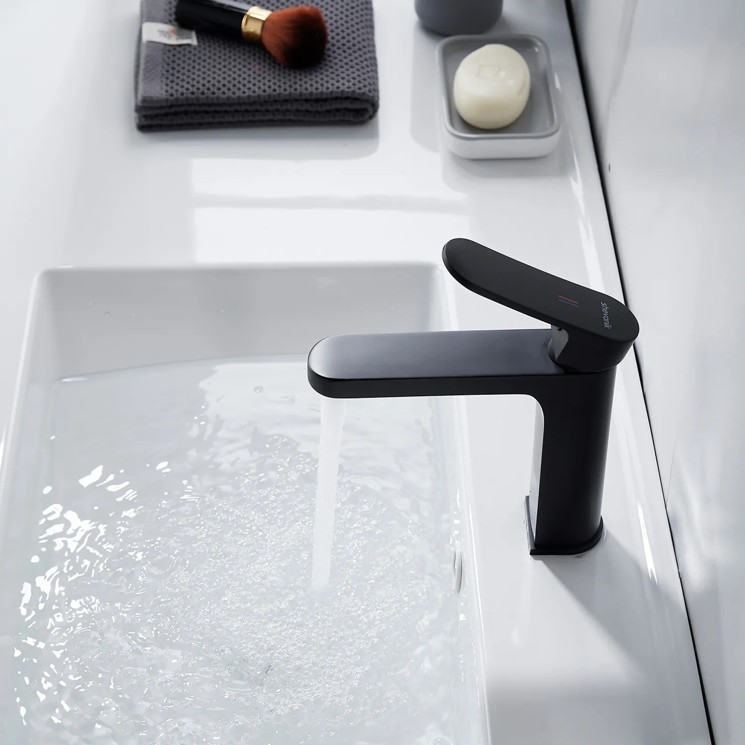 Смеситель для раковины Shevanik S4501H, черный