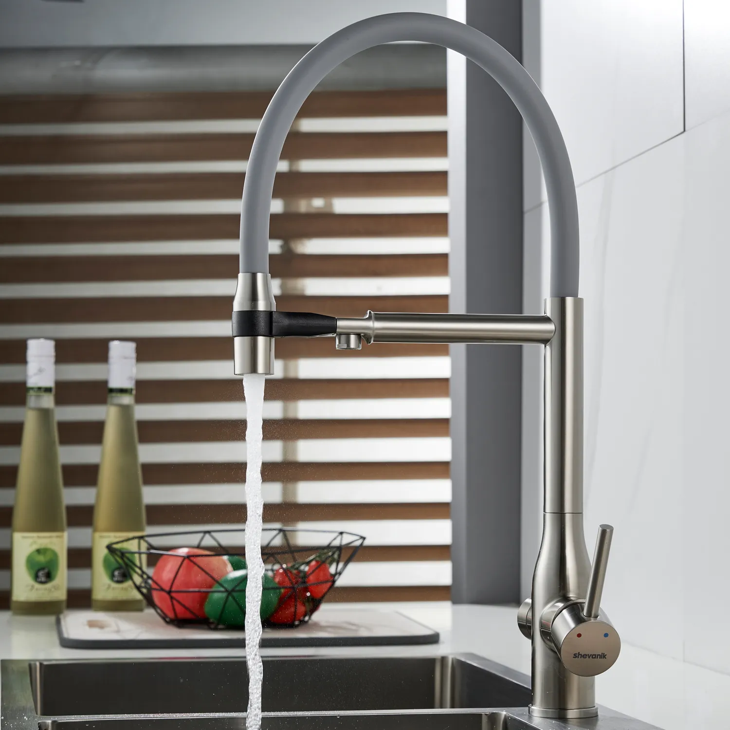 Смеситель для кухни с гибким изливом и подключением фильтра Shevanik S378L, сатин