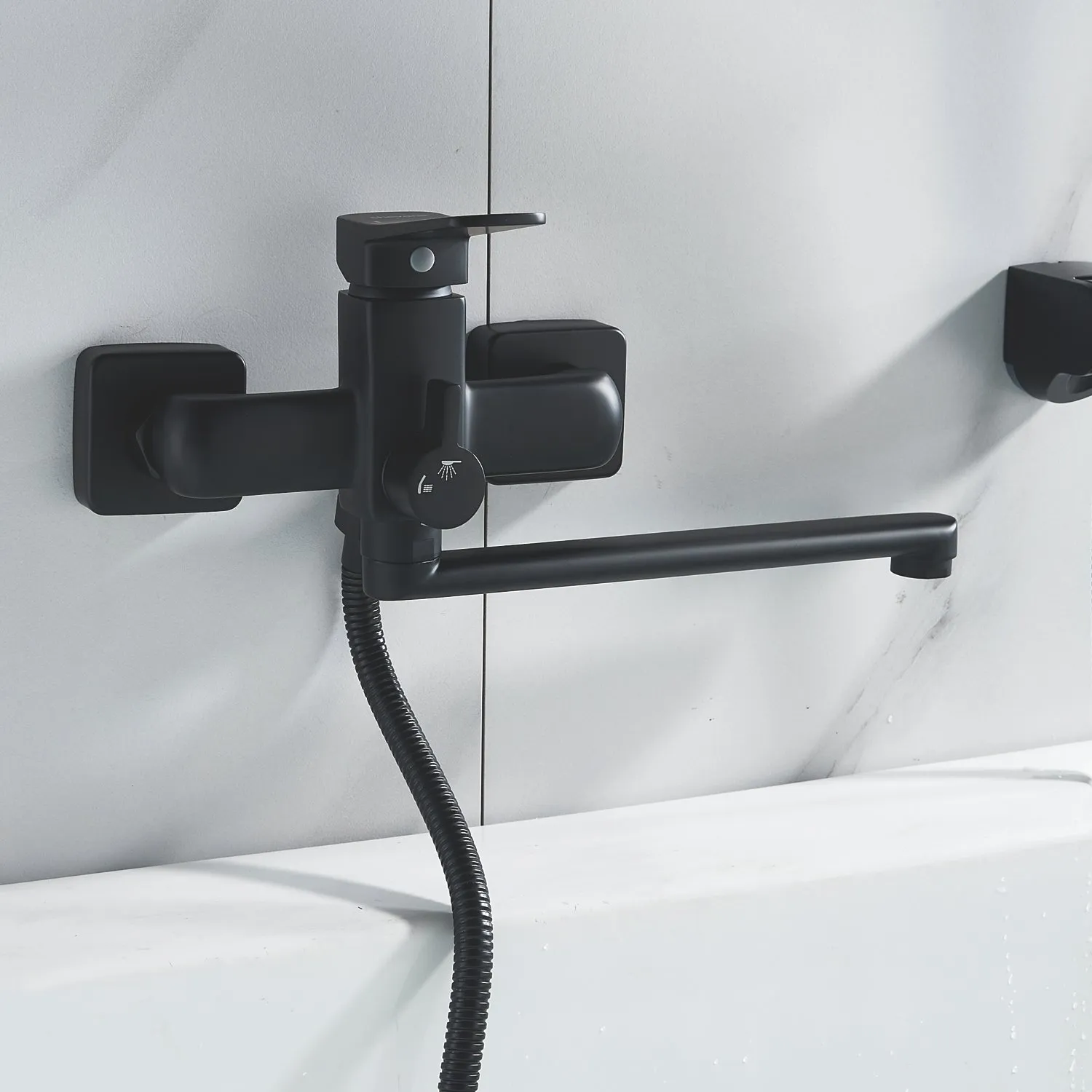 Смеситель для ванны Shevanik S9902H, черный