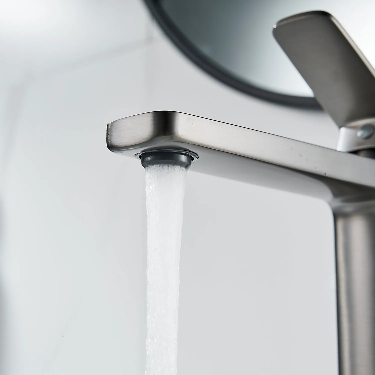 Смеситель для раковины Shevanik S9911T, оружейная сталь