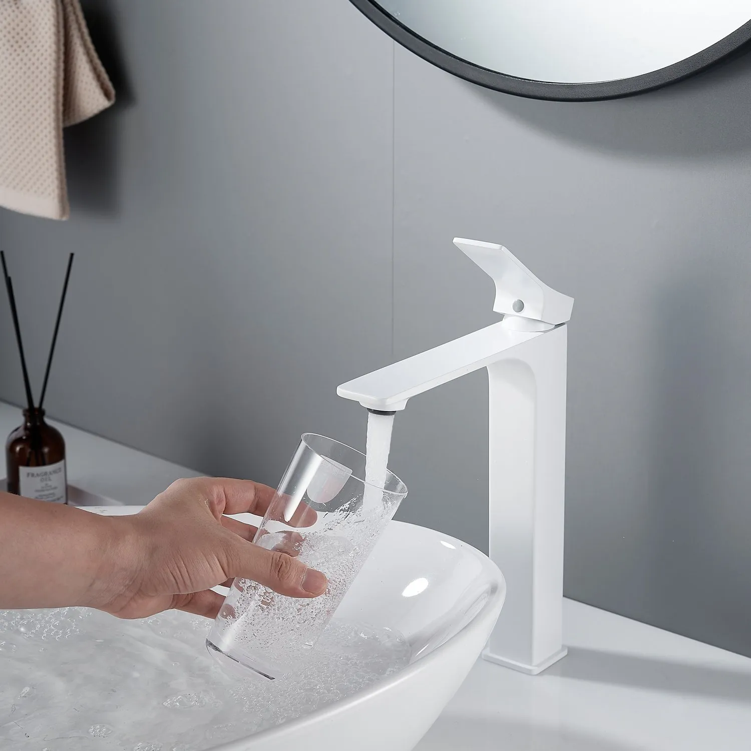 Смеситель для раковины высокий Shevanik S6111C, белый