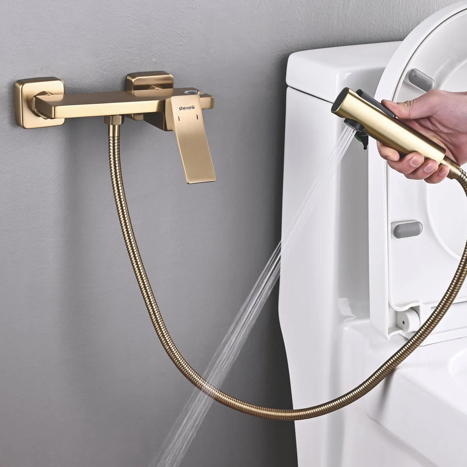 Гигиенический душ со смесителем Shevanik S6105G-1, золотой сатин