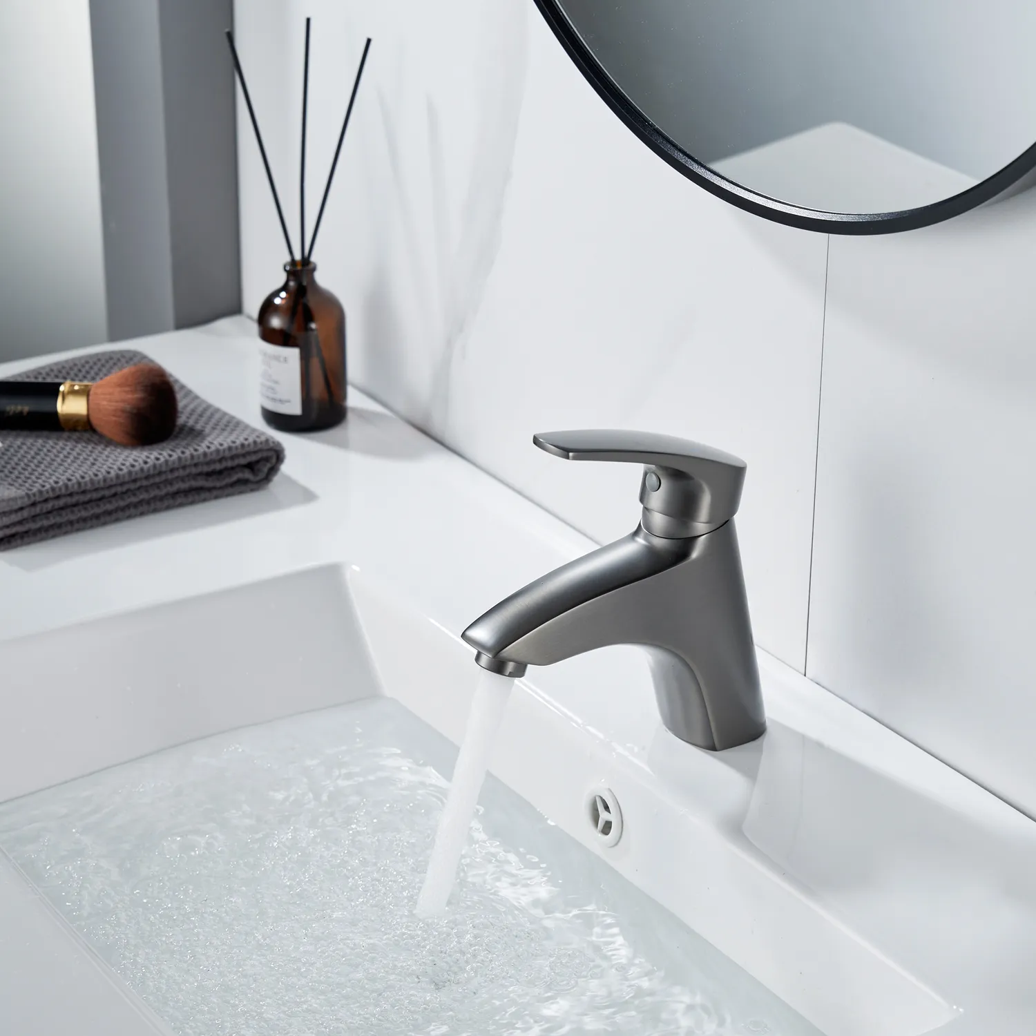 Смеситель для раковины Shevanik S5001T, оружейная сталь